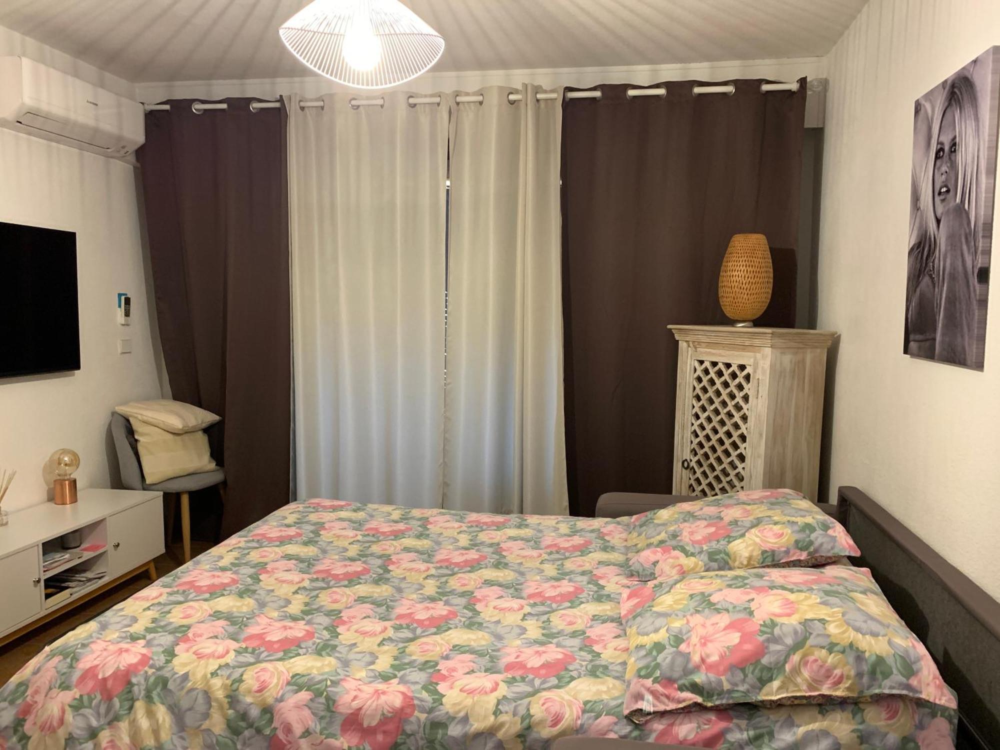 Appartement Rue De L'Amarrage A Port Grimaud Avec Terrasse Vue Canaux Et Garage Buitenkant foto